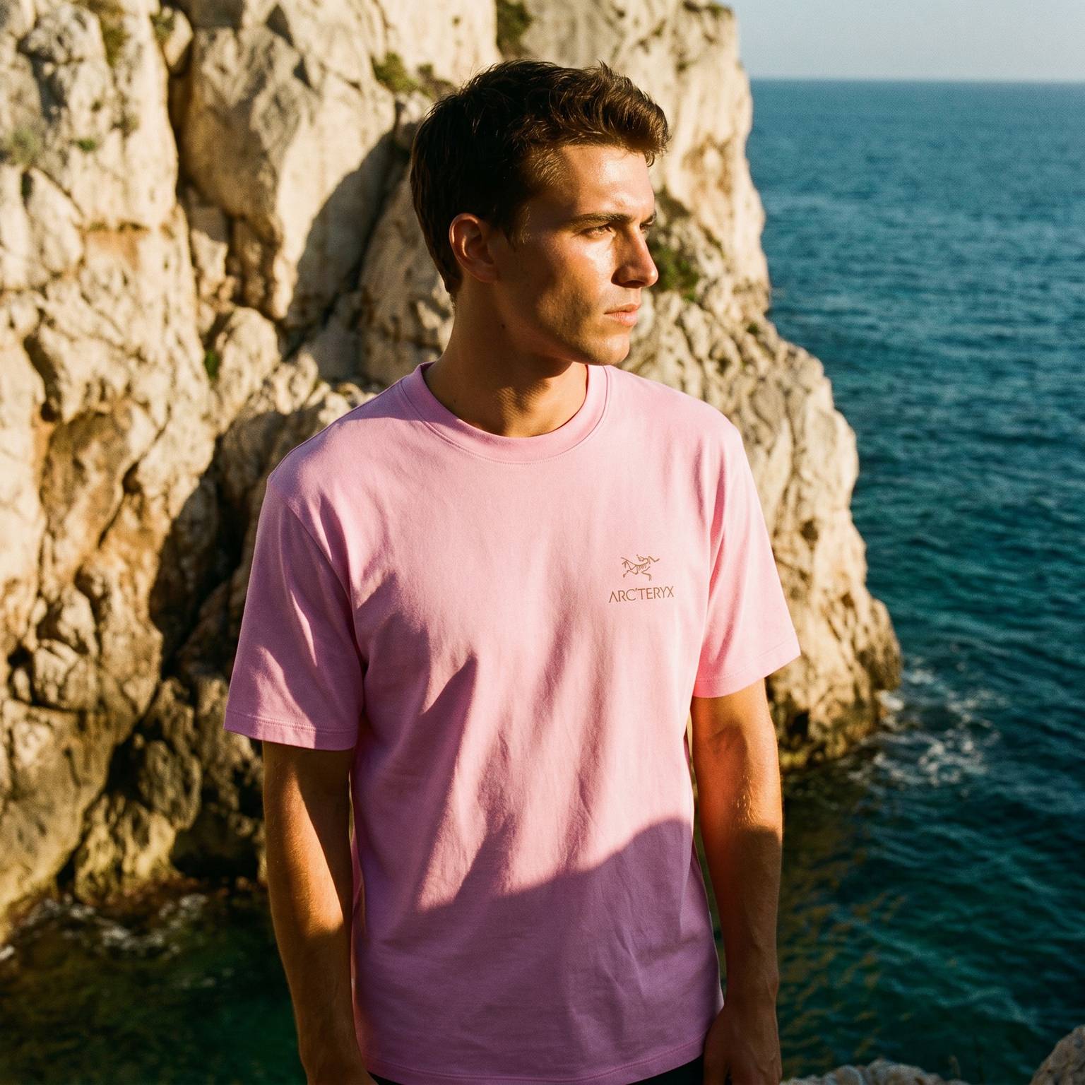 Arc'teryx – T-shirt – Kragg SL Cotton Cacodaemon Shirt – ineberry / Stone Red